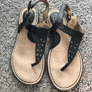 Black t strap sandals